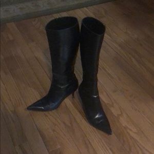 Gucci leather knee boots